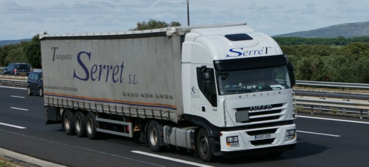 Lettre de voiture : le document indispensable pour votre transport de marchandises